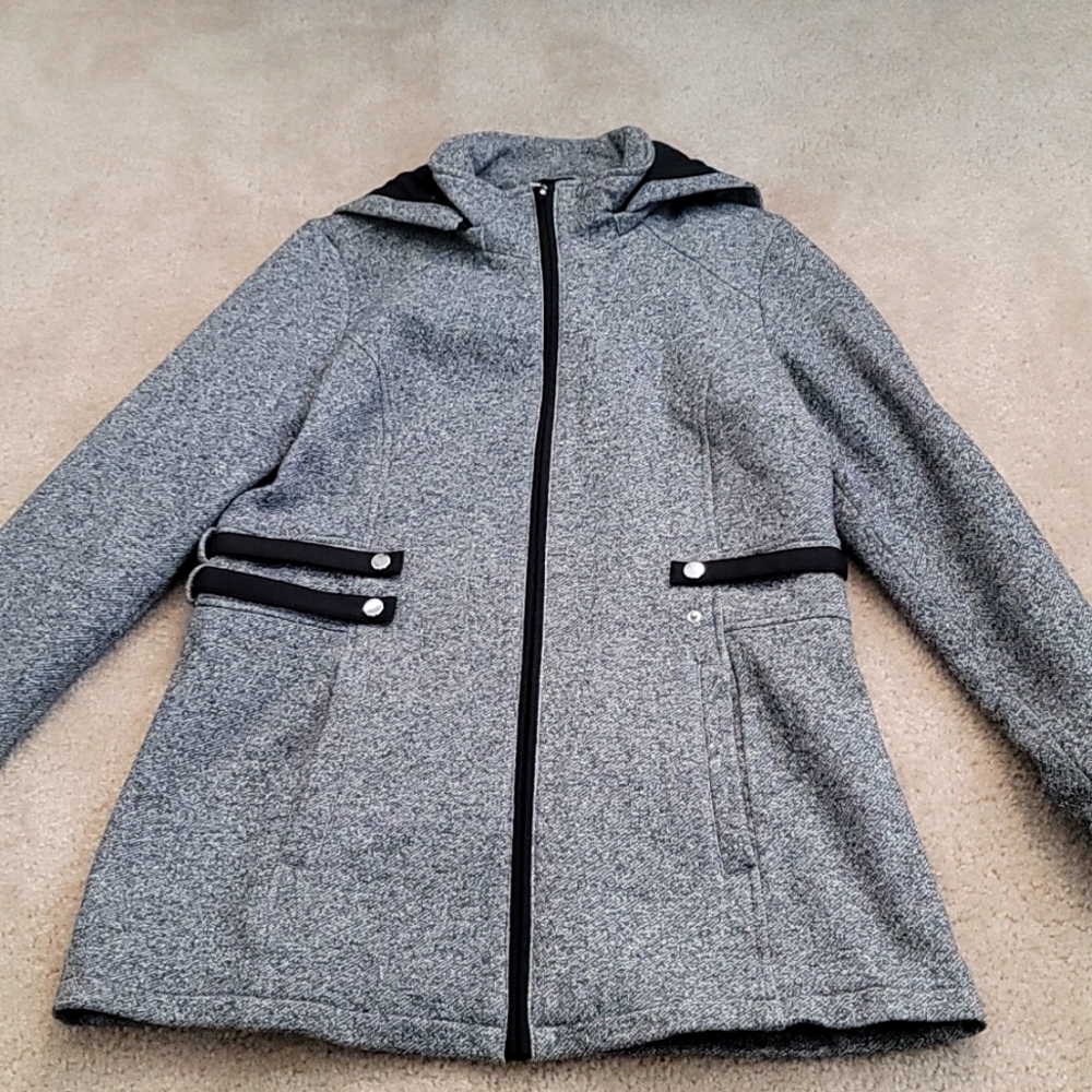 Woman's Small Grey Coat by d.e.t.a.i.l.s